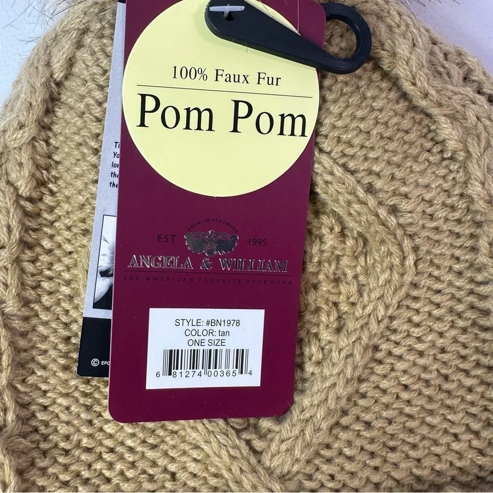 4/$25••NEW Women's Angela & William Faux Fur Pom Chunky Knit Cuffed Beanie Tan